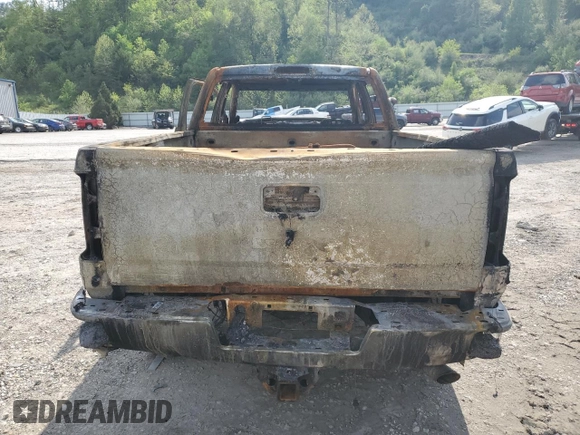 2019 GMC Sierra 2500HD с VIN 1GT12NEG7KF275639, выставлен на аукционе Copart как лот 53792395 с пробегом Не указан миль и Списание • Salvage title. История ставок и продаж доступна на DreamBid. Изображение 6.