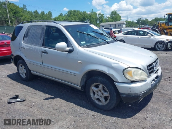1999 Mercedes-Benz M 320/430/500 with VIN 4JGAB72E5XA075910, listed as a IAAI auction lot 42805531 with 180,194 mi miles and . Bid and sale history available at DreamBid. Image 1.