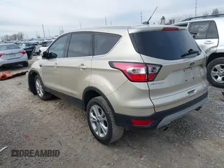 2017 Ford Escape SE with VIN 1FMCU0GD4HUC86848, listed as a IAAI auction lot 41877737 with 59,387 mi miles. Bid and sale history available at carsss.com. Image 3.