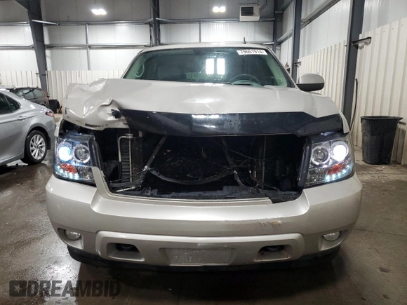 2008 Chevrolet Suburban Commercial with VIN 1GNFK16398J224604, listed as a Copart auction lot 79661914 with 197,033 mi miles and Salvage Title. Bid and sale history available at carsss.com. Image 5.