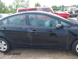 2015 Kia Forte LX z VIN KNAFX4A69F5435964, wystawiony jako IAAI lot #42276845 z przebiegiem 148 659 mil mil oraz . Historia ofert i sprzedaży dostępna na DreamBid. Obrazek 14.
