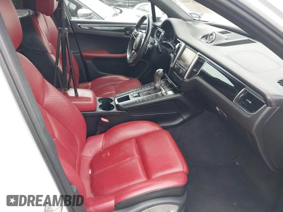 2015 Porsche Macan S z VIN WP1AB2A57FLB72326, wystawiony jako IAAI lot #41879595 z przebiegiem 136 719 mil mil oraz . Historia ofert i sprzedaży dostępna na DreamBid. Obrazek 5.