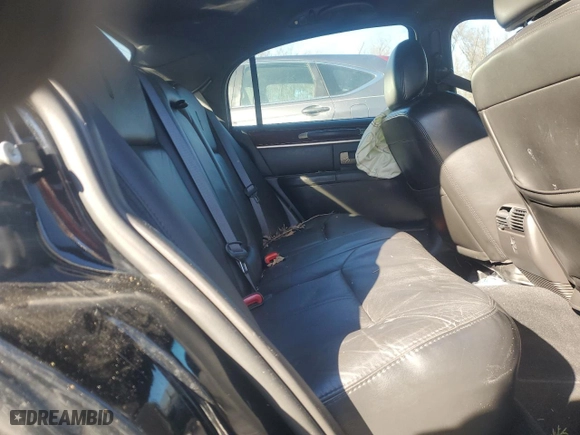 2009 Lincoln Town Car Signature Limited with VIN 2LNHM82VX9X605863, listed as a Copart auction lot 86781054 with 139,339 mi miles and Salvage Title. Bid and sale history available at carsss.com. Image 10.