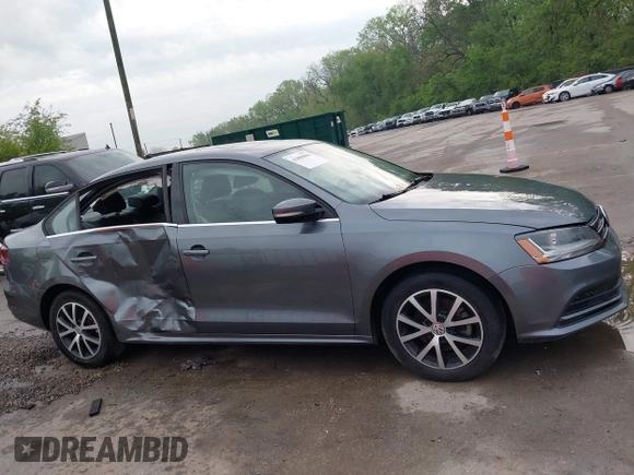2018 Volkswagen Jetta SE with VIN 3VWDB7AJ8JM259679, listed as a IAAI auction lot 42080896 with 44,969 mi miles and . Bid and sale history available at DreamBid. Image 13.