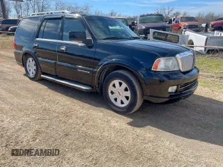 2005 Lincoln Navigator Luxury with VIN 5LMFU285X5LJ11745, listed as a Copart auction lot 46861985 with 185,274 mi miles and Clean Title. Bid and sale history available at carsss.com. Image 1.