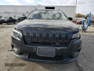 2020 Jeep Cherokee Latitude Plus with VIN 1C4PJMLB3LD590806, listed as a Copart auction lot 51116225 with 42,279 mi miles and Salvage Title. Bid and sale history available at carsss.com. Image 5.