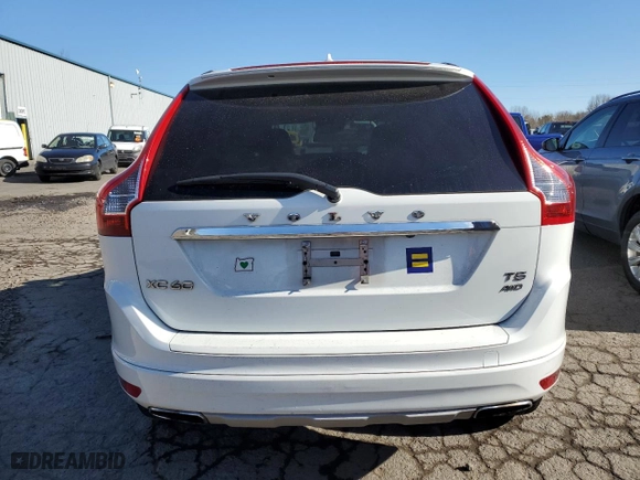 2016 Volvo XC60 T5 Platinum with VIN YV4612RM2G2848286, listed as a Copart auction lot 44978165 with 135,167 mi miles and Salvage Title. Bid and sale history available at carsss.com. Image 6.