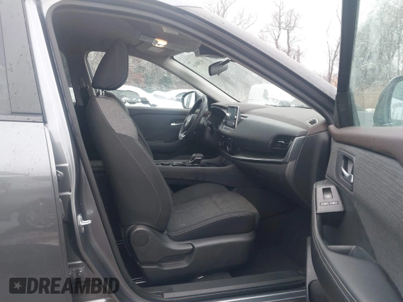 2022 Nissan Rogue SV with VIN 5N1BT3BB2NC683367, listed as a IAAI auction lot 41508845 with 52,980 mi miles. Bid and sale history available at carsss.com. Image 5.