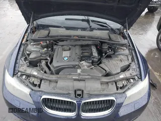 2011 BMW 3 Series 328i xDrive with VIN WBAPK5G50BNN31595, listed as a IAAI auction lot 41873082 with 1 mi miles. Bid and sale history available at carsss.com. Image 10.