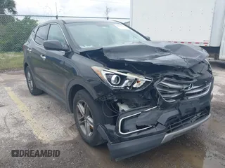 2018 Hyundai Santa Fe 2.4L с VIN 5XYZT3LB5JG539917, выставлен на аукционе IAAI как лот 41975300 с пробегом 214 562 миль миль и . История ставок и продаж доступна на DreamBid. Изображение 1.