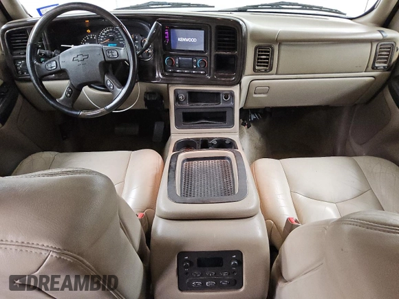 2003 Chevrolet Suburban LT with VIN 1GNFK16Z83J228298, listed as a Copart auction lot 56543165 with 214,110 mi miles and Clean title. Bid and sale history available at DreamBid. Image 8.