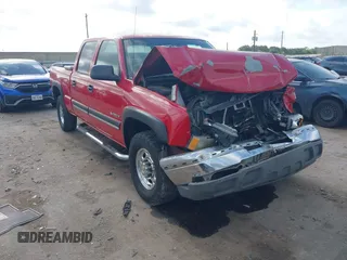 2005 Chevrolet Silverado 1500HD LT with VIN 1GCGC13U65F843456, listed as a IAAI auction lot 42059998 with 199,212 mi miles and . Bid and sale history available at DreamBid. Image 1.