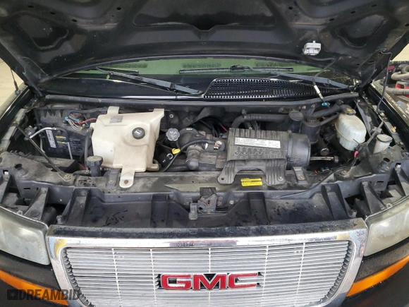 2006 GMC Savana Cargo Van YF7 Upfitter with VIN 1GDFH15T961127209, listed as a Copart auction lot 73216384 with 244,102 mi miles and Salvage Title. Bid and sale history available at carsss.com. Image 12.