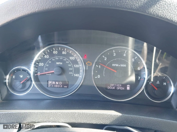 2010 Jeep Grand Cherokee Laredo with VIN 1J4PS4GK2AC155683, listed as a IAAI auction lot 41411133 with 211,803 mi miles. Bid and sale history available at carsss.com. Image 7.