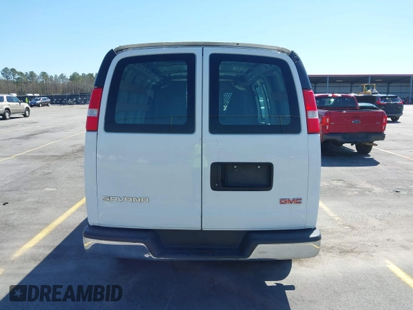 2017 GMC Savana Cargo z VIN 1GTW7AFF7H1915702, wystawiony jako IAAI lot #41768370 z przebiegiem 120 997 mil mil oraz . Historia ofert i sprzedaży dostępna na DreamBid. Obrazek 16.