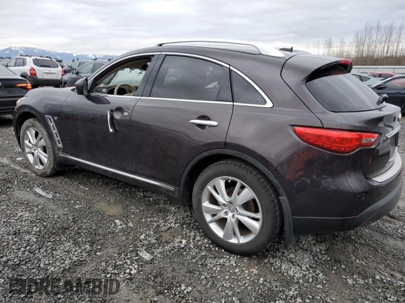 2015 Infiniti QX70 z VIN JN8CS1MW3FM480682, wystawiony jako Copart lot #44466285 z przebiegiem Nie podano mil oraz Szkoda całkowita • Salvage title. Historia ofert i sprzedaży dostępna na DreamBid. Obrazek 2.