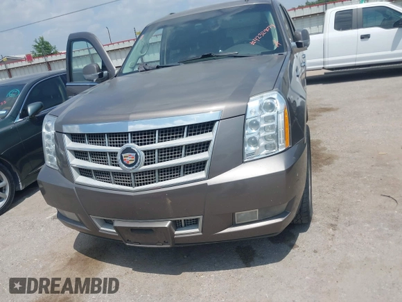 2014 Cadillac Escalade ESV Platinum with VIN 1GYS3KEF9ER241951, listed as a IAAI auction lot 42329074 with 239,665 mi miles and . Bid and sale history available at DreamBid. Image 12.