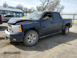 2011 Chevrolet Silverado 1500 LT with VIN 3GCPKSE36BG302320, listed as a Copart auction lot 50219565 with 0 mi miles and Salvage Title. Bid and sale history available at carsss.com. Image 1.