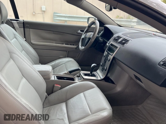 2006 Volvo C70 with VIN YV1MC68276J001385, listed as a Copart auction lot 72410764 with 109,543 mi miles and Clean Title. Bid and sale history available at carsss.com. Image 5.