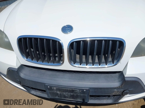 2008 BMW X5 3.0si z VIN 5UXFE43538L009505, wystawiony jako IAAI lot #42189410 z przebiegiem 136 931 mil mil oraz . Historia ofert i sprzedaży dostępna na DreamBid. Obrazek 6.