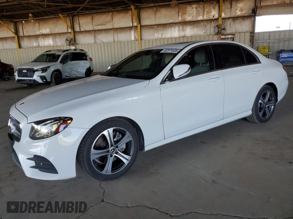 2019 Mercedes-Benz E-Class E 300 with VIN WDDZF4JB3KA565651, listed as a Copart auction lot 42371535 with 132,756 mi miles and Clean Title. Bid and sale history available at carsss.com. Image 1.