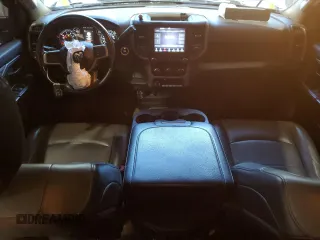 2020 Ram 2500 Tradesman z VIN 3C6UR5HL0LG240160, wystawiony jako Copart lot #88360065 z przebiegiem 76 227 mil mil oraz Szkoda całkowita • Salvage title. Historia ofert i sprzedaży dostępna na DreamBid. Obrazek 8.
