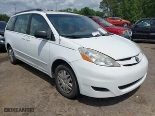 2010 Toyota Sienna CE with VIN 5TDKK4CC7AS340678, listed as a IAAI auction lot 42117080 with 202,894 mi miles. Bid and sale history available at carsss.com. Image 1.
