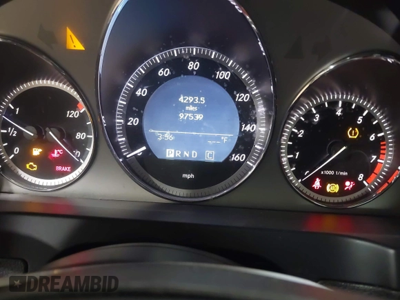 2009 Mercedes-Benz C-Class 3.0L Sport with VIN WDDGF81X59F330658, listed as a IAAI auction lot 41107362 with 97,539 mi miles. Bid and sale history available at carsss.com. Image 7.