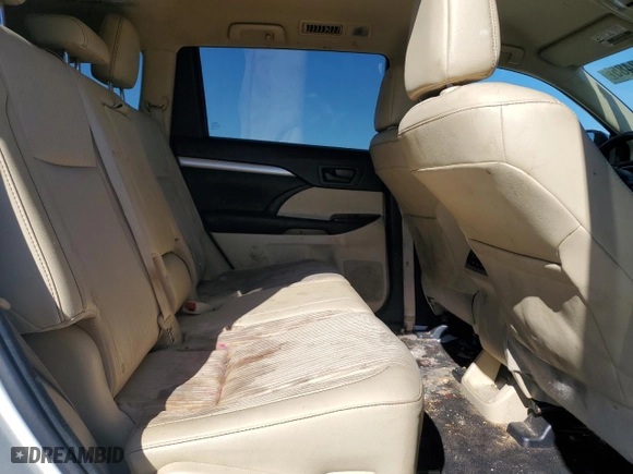 2016 Toyota Highlander LE Plus with VIN 5TDZKRFH8GS182394, listed as a Copart auction lot 49523485 with 74,792 mi miles and Salvage Title. Bid and sale history available at carsss.com. Image 12.