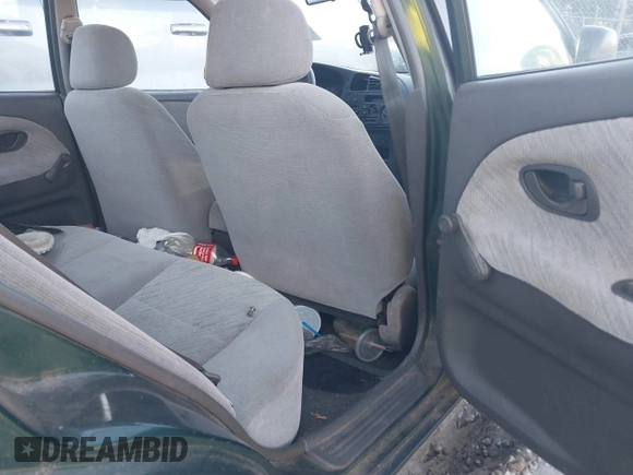 1999 Mitsubishi Mirage DE z VIN JA3AY26A0XU017889, wystawiony jako IAAI lot #40457172 z przebiegiem Nie podano mil oraz . Historia ofert i sprzedaży dostępna na DreamBid. Obrazek 8.