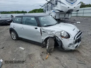2015 MINI Hardtop S z VIN WMWXP7C53F2A38765, wystawiony jako Copart lot #57787575 z przebiegiem Nie podano mil oraz Tytuł czysty. Historia ofert i sprzedaży dostępna na DreamBid. Obrazek 4.