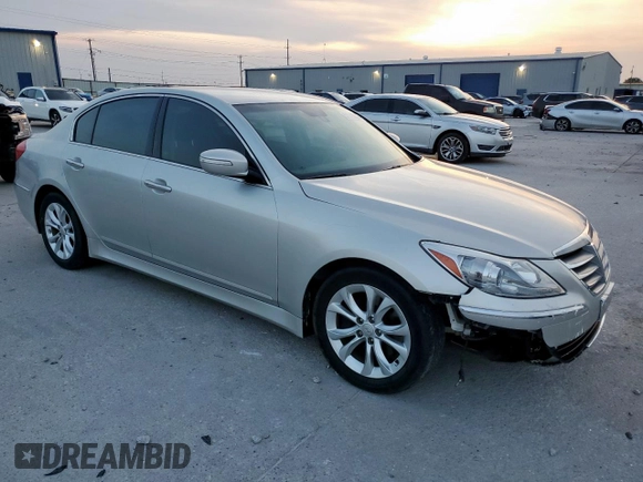 2013 Hyundai Genesis 3.8L z VIN KMHGC4DD8DU254060, wystawiony jako Copart lot #57619505 z przebiegiem 21 210 mil mil oraz Szkoda całkowita • Salvage title. Historia ofert i sprzedaży dostępna na DreamBid. Obrazek 4.
