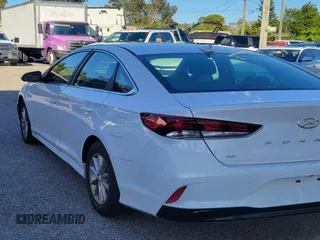 2019 Hyundai Sonata SE with VIN 5NPE24AF2KH739533, listed as a IAAI auction lot 41153663 with 22,829 mi miles and . Bid and sale history available at DreamBid. Image 3.
