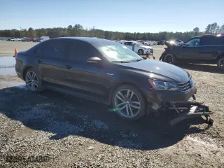 2018 Volkswagen Passat 2.0T S with VIN 1VWAA7A37JC037627, listed as a Copart auction lot 46472665 with 92,945 mi miles and Salvage Title. Bid and sale history available at carsss.com. Image 4.