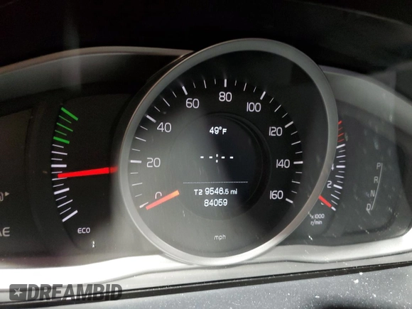 2018 Volvo V60 Dynamic with VIN YV140MEL4J2379919, listed as a Copart auction lot 47984895 with 84,059 mi miles and Salvage Title. Bid and sale history available at carsss.com. Image 9.