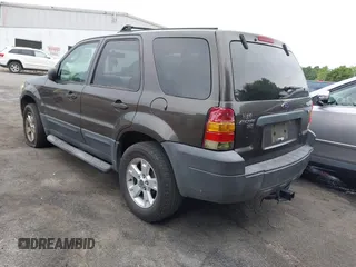 2006 Ford Escape XLT с VIN 1FMCU03116KB98490, выставлен на аукционе IAAI как лот 42168558 с пробегом 255 382 миль миль и . История ставок и продаж доступна на DreamBid. Изображение 3.