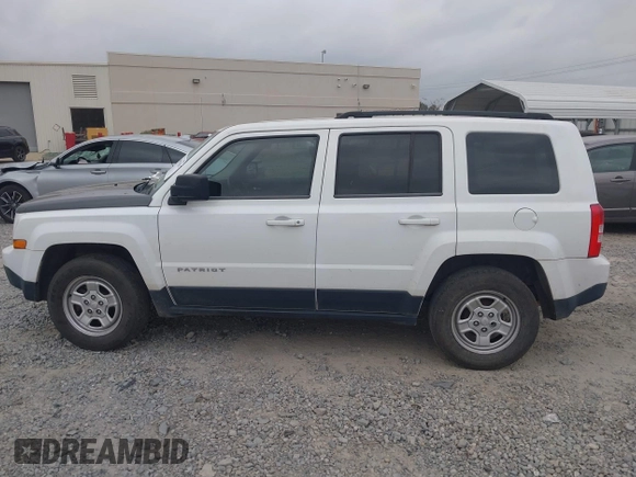 2014 Jeep Patriot Sport with VIN 1C4NJPBAXED504895, listed as a IAAI auction lot 41837883 with 272,331 mi miles. Bid and sale history available at carsss.com. Image 14.