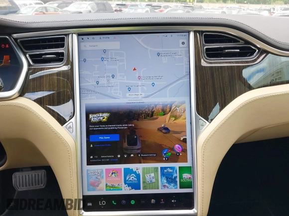 2013 Tesla Model S с VIN 5YJSA1CN1DFP05559, выставлен на аукционе IAAI как лот 42249943 с пробегом 134 399 миль миль и . История ставок и продаж доступна на DreamBid. Изображение 18.