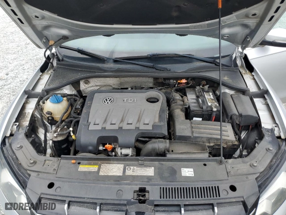 2013 Volkswagen Passat TDI SE w/Sunroof with VIN 1VWBN7A31DC042934, listed as a Copart auction lot 54205055 with 174,480 mi miles and Clean Title. Bid and sale history available at carsss.com. Image 11.