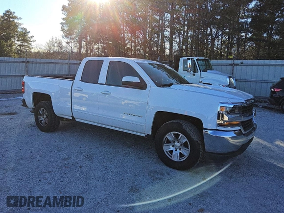 2017 Chevrolet Silverado 1500 LT with VIN 1GCRCREH7HZ267404, listed as a Copart auction lot 88110895 with 134,470 mi miles and Clean Title. Bid and sale history available at DreamBid. Image 4.