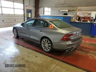 2021 Volvo S60 Momentum with VIN 7JR102TZ1MG118051, listed as a Copart auction lot 55122994 with 14,382 mi miles. Bid and sale history available at carsss.com. Image 2.