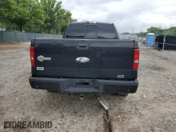 2006 Ford F-150 XLT z VIN 1FTRX12566FA71016, wystawiony jako Copart lot #63500075 z przebiegiem 220 966 mil mil oraz Szkoda całkowita • Salvage title. Historia ofert i sprzedaży dostępna na DreamBid. Obrazek 6.