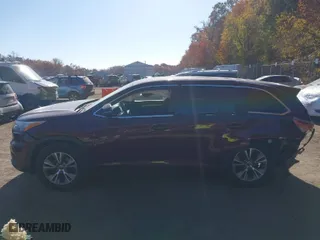 2016 Toyota Highlander LE with VIN 5TDBKRFH8GS325300, listed as a IAAI auction lot 40781984 with 187,893 mi miles. Bid and sale history available at carsss.com. Image 14.