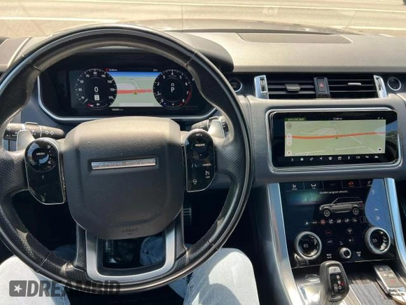 2021 Land Rover Range Rover Sport HSE Dynamic with VIN SALWR2SE7MA770385, listed as a Copart auction lot 61390005 with 128,420 mi miles and Clean title. Bid and sale history available at DreamBid. Image 7.
