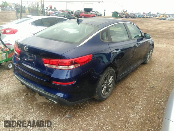 2020 Kia Optima LX z VIN 5XXGT4L32LG405086, wystawiony jako IAAI lot #39967991 z przebiegiem 58 255 mil mil oraz . Historia ofert i sprzedaży dostępna na DreamBid. Obrazek 4.