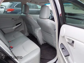 2013 Toyota Prius One with VIN JTDKN3DU3D5688397, listed as a IAAI auction lot 42140613 with 187,679 mi miles. Bid and sale history available at carsss.com. Image 8.