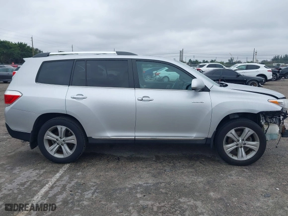 2012 Toyota Highlander Limited with VIN 5TDYK3EH6CS068298, listed as a IAAI auction lot 41407134 with 114,713 mi miles. Bid and sale history available at carsss.com. Image 13.