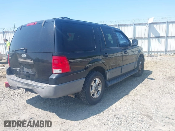 2003 Ford Expedition XLT Value z VIN 1FMPU16W63LA50775, wystawiony jako IAAI lot #42029150 z przebiegiem 296 065 mil mil oraz . Historia ofert i sprzedaży dostępna na DreamBid. Obrazek 4.