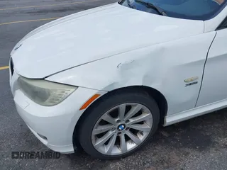 2011 BMW 3 Series 328i xDrive with VIN WBAPK5C51BF124871, listed as a IAAI auction lot 42081999 with 129,120 mi miles. Bid and sale history available at carsss.com. Image 6.