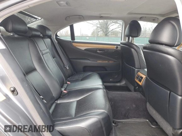 2014 Lexus LS 460 L with VIN JTHDL5EF9E5006987, listed as a Copart auction lot 44515875 with 130,618 mi miles and Salvage title. Bid and sale history available at DreamBid. Image 10.